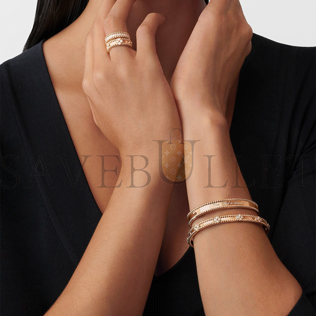 V*N CL*F arpels perlÉe signature bracelet, medium model - rose gold  vcarp3k700